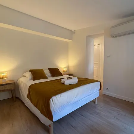 With Real Bed Near The Palais Apartman Cannes